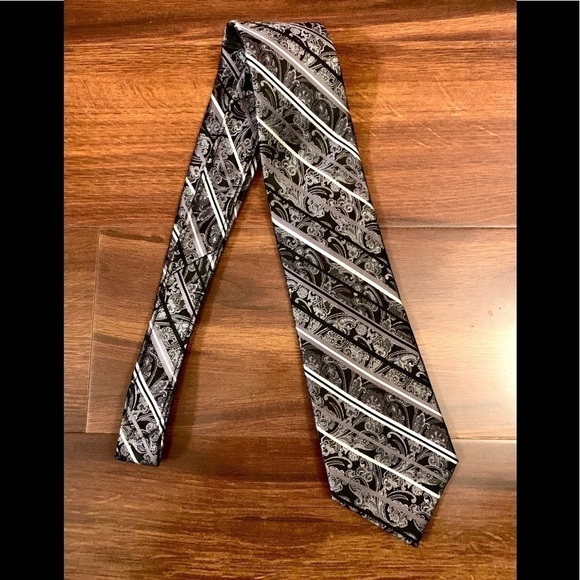 🌿SALE🌿PRONTO UOMO Black 100% Silk Diagonal Stripes Paisley Hand Made Necktie - Picture 2 of 9